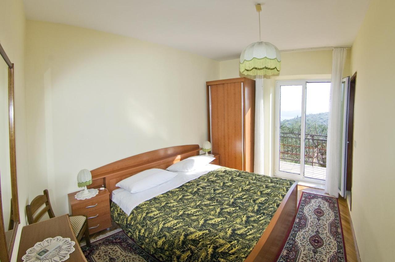 Guesthouse Moretic Орашац Екстериор снимка