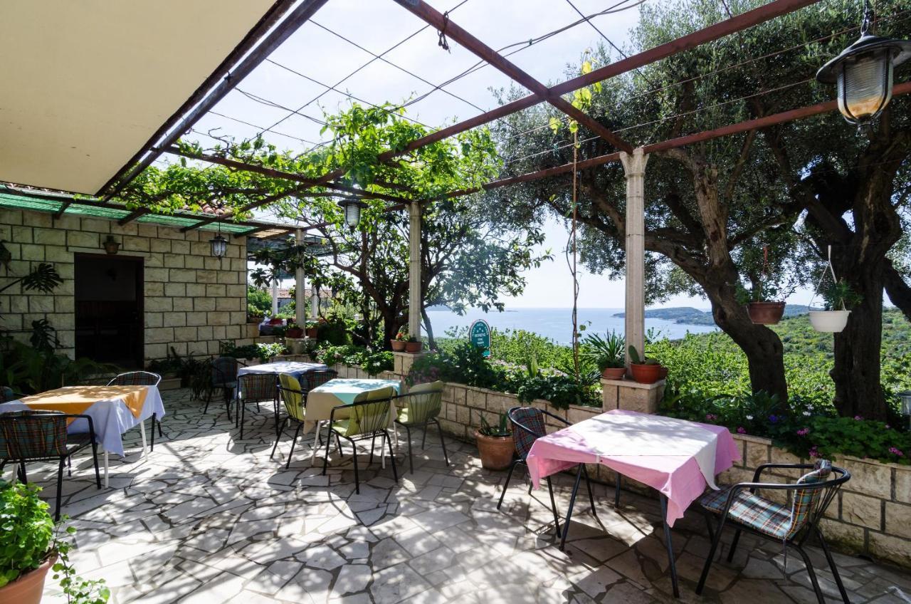 Guesthouse Moretic Орашац Екстериор снимка