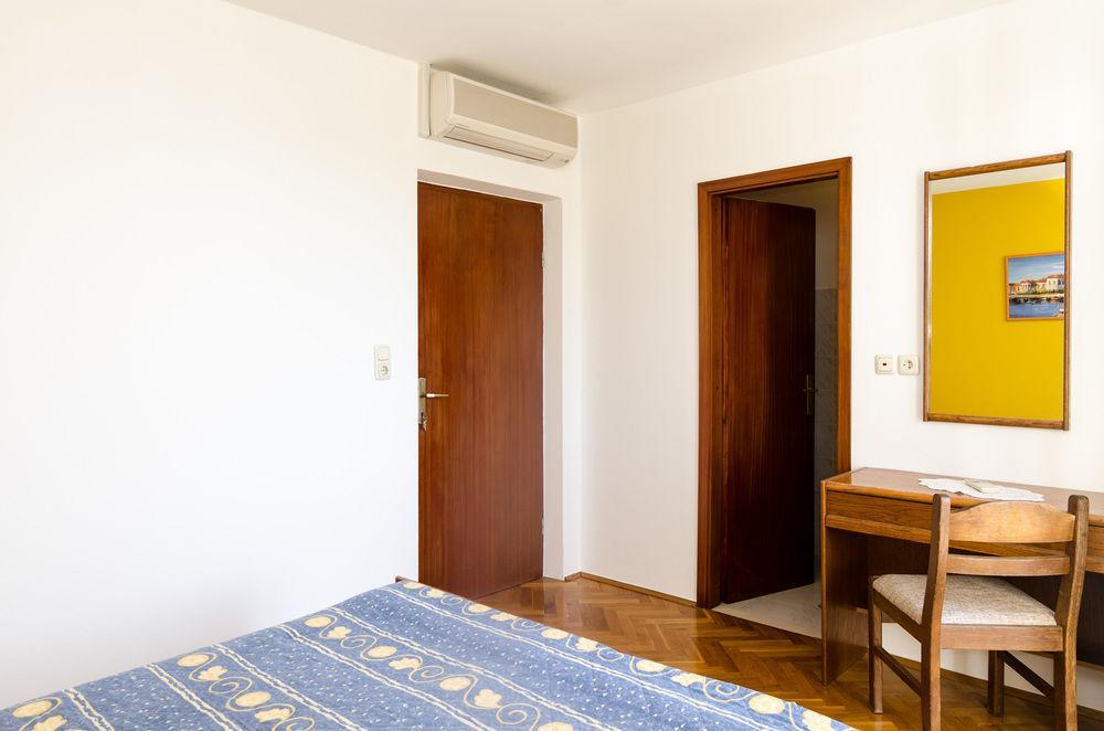 Guesthouse Moretic Орашац Екстериор снимка